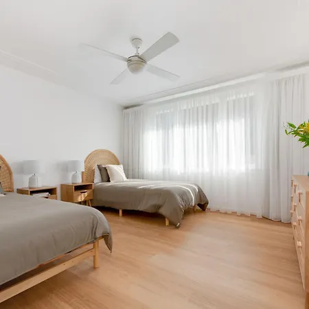 Fairways 14 - Spacious Home In Town Centre Batemans Bay Exterior photo